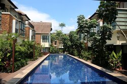 Lornie Road (D11), Terrace #426048131